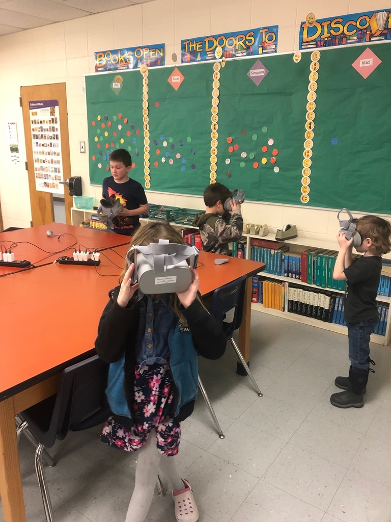 Landform exploration through virtual reality.
